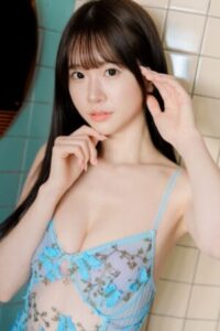 Emika Shirakami สาวน้อยหน้าหวานที่แอบแซ่บสุดๆ